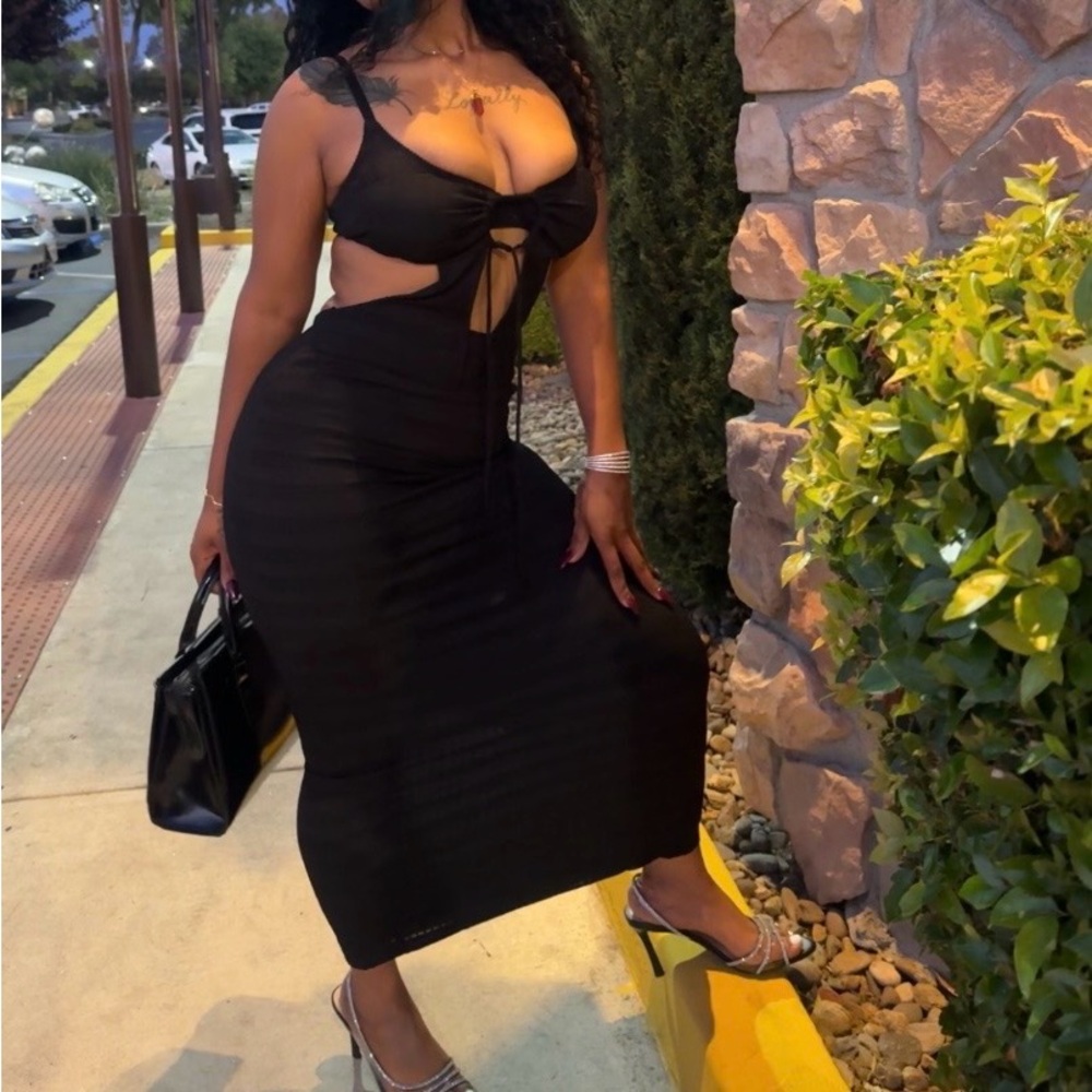 Elegant Black Women's Skirt